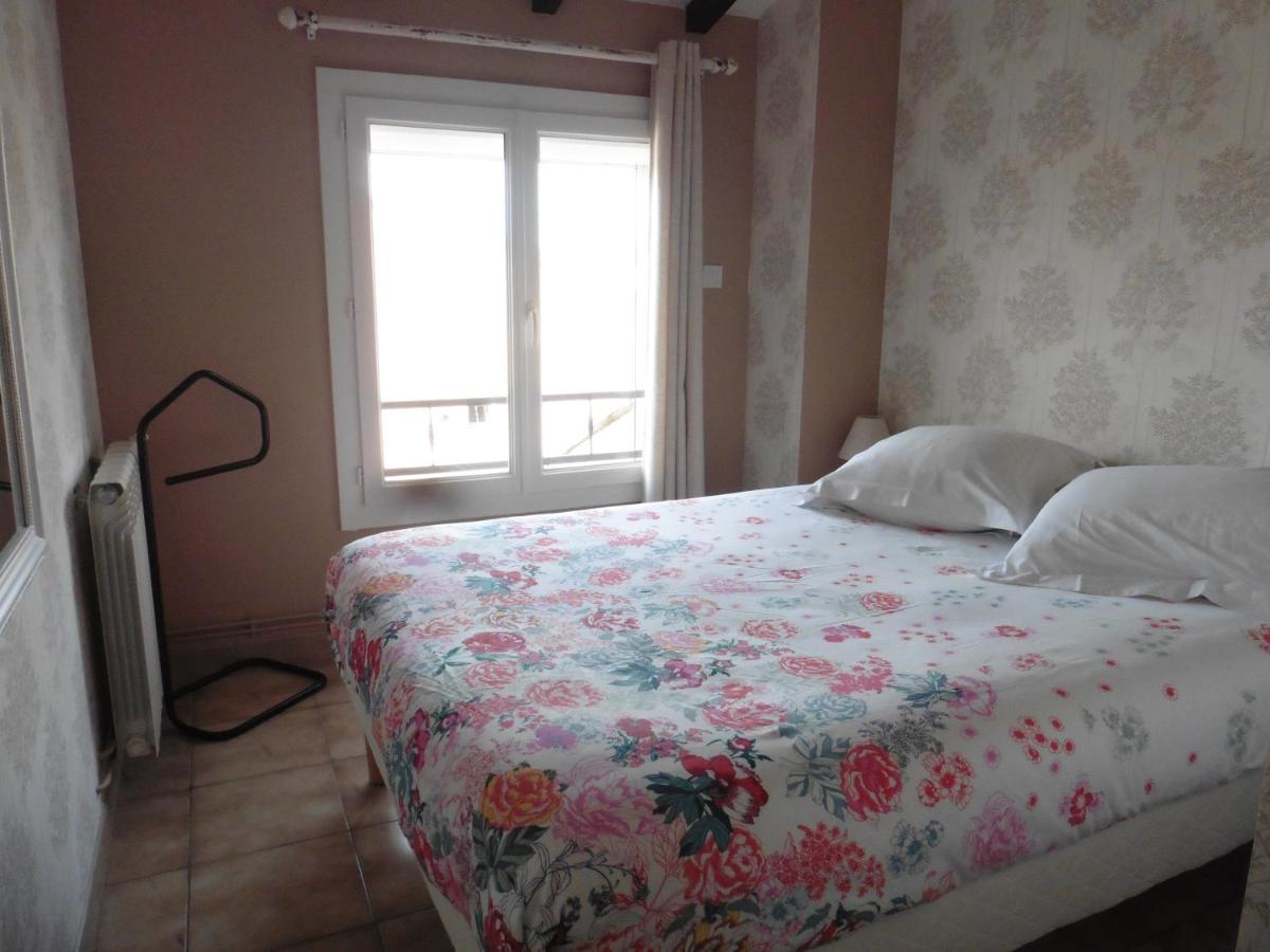Agreable Maison De Famille Sur Gite Echarou ซีฌ็อง ภายนอก รูปภาพ